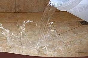 鸡东漏水维修 免砸砖防水材料该如何施工